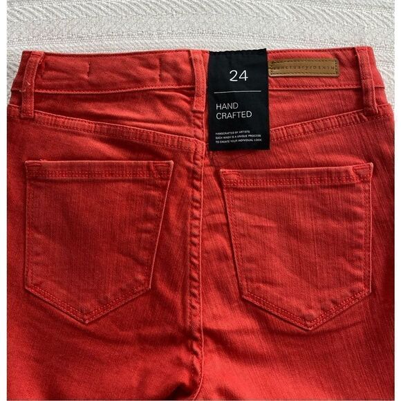 SANCTUARY DENIM SIZE 24/00 Connector Kick Copped Jean in Pomegranate - Picture 6 of 9